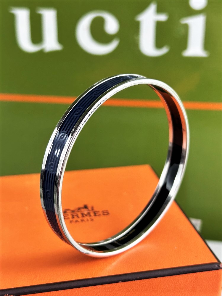 SOLD VIA BUY IT NOW-DO NOT BID-Hermes Paris Navy Monogram Enamel & Silver Bangle