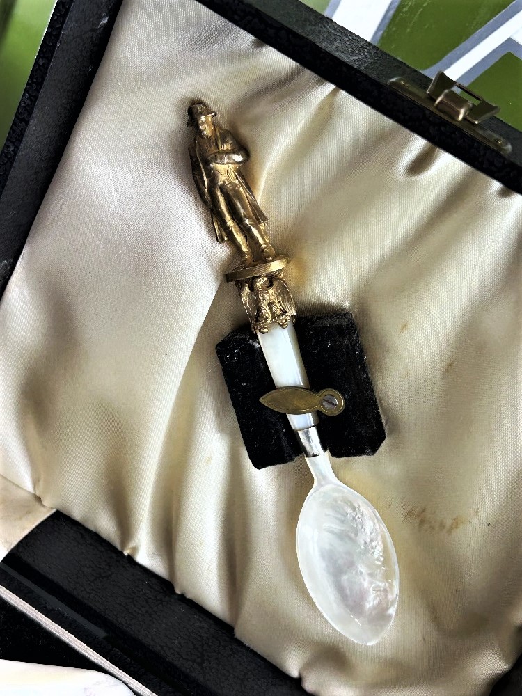 Vintage Caviar Pearl Dish & Spoon Adorned With Napoleon - Image 2 of 7