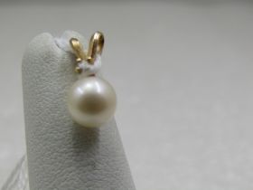 14kt Pearl & Diamond Pendant, 1/2" Long