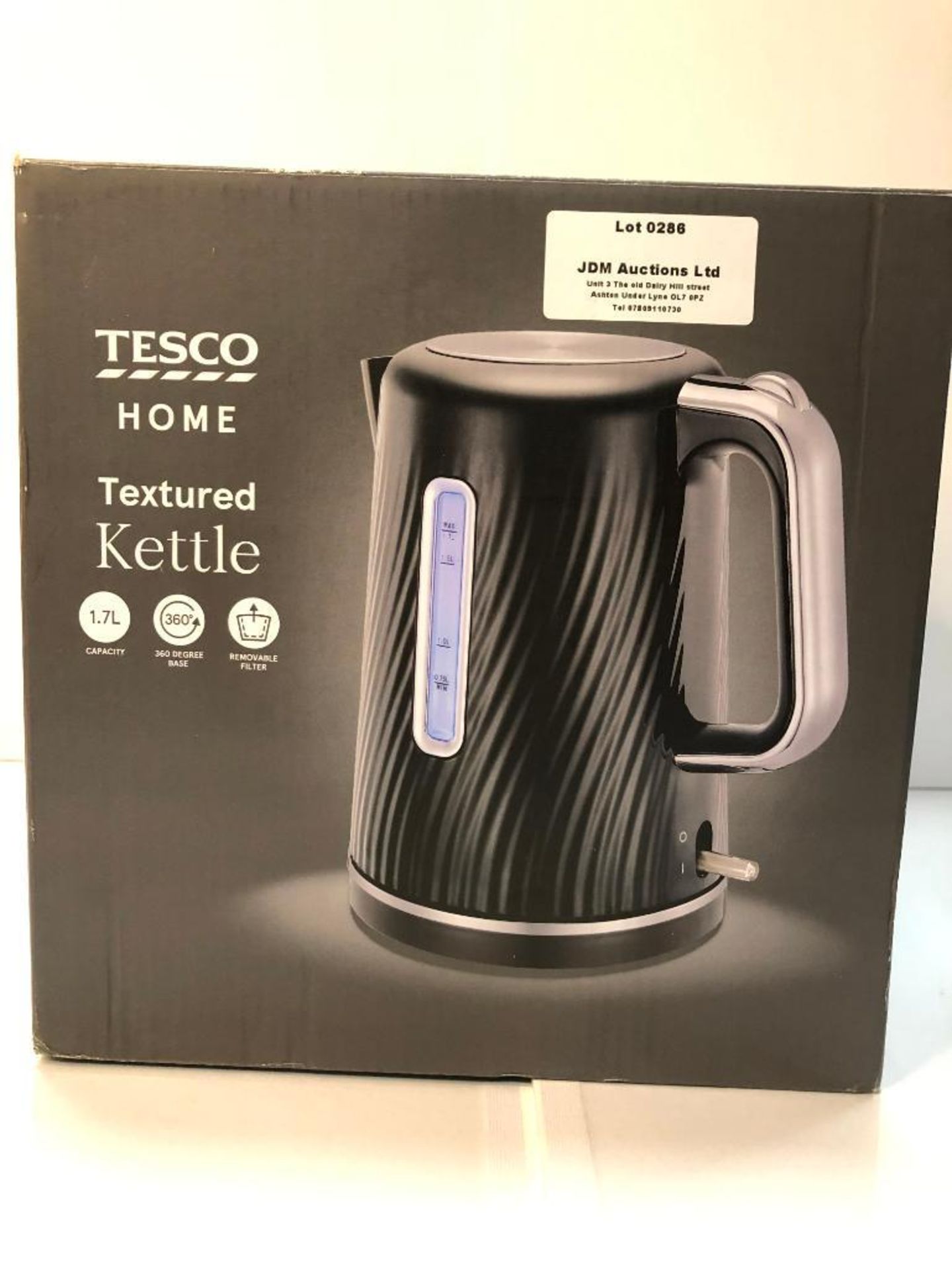 RRP £19.00 boxed Tesco home 1,7ltr textured kettle