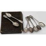 Set of five William IV silver teaspoons, maker Robert Hennell, London 1830, with two further