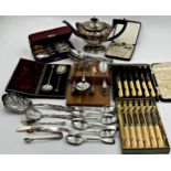 A mixed lot of silver plate items to include cased cutlery sets, a teapot and cased set of enamel