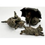 Good Austrian cold painted bronze character group of two playing kittens, 4cm long, with a further