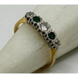 18ct platinum diamond and emerald cluster ring, .15 central stone, size O, 3g