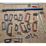 Quantity of G clamps and bar clamps