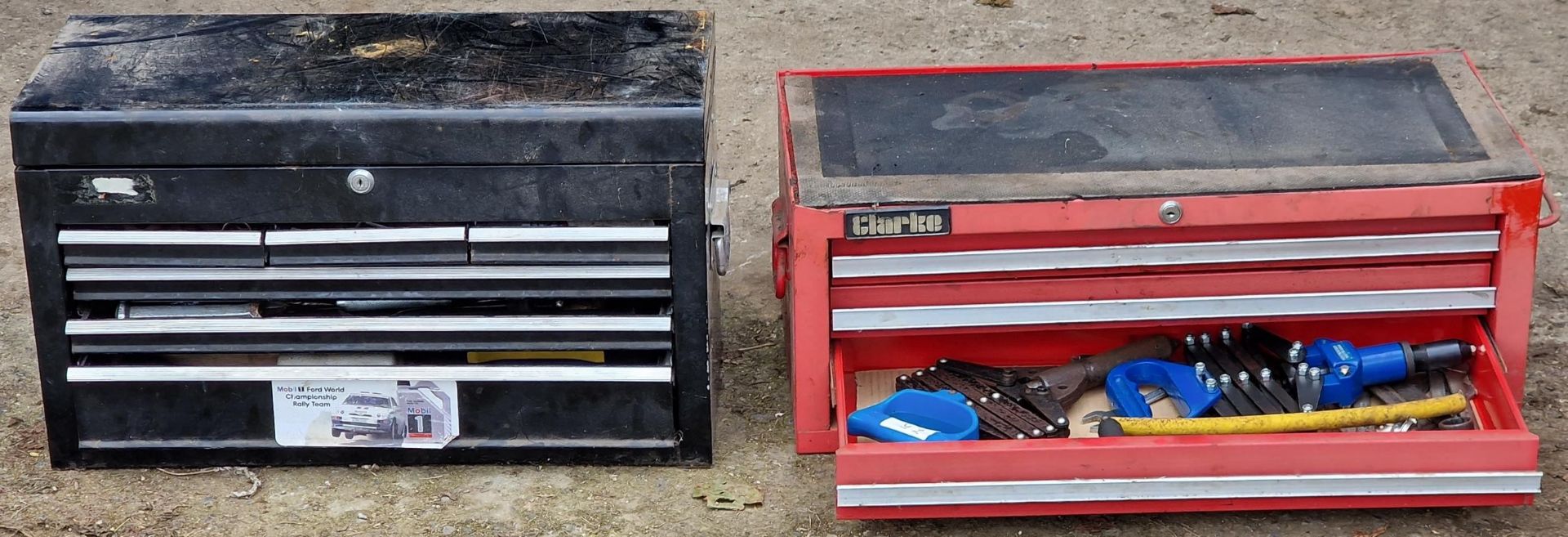 Halfords professional tool chest together with a Clarke tool chest and one other, all full with a - Image 5 of 5