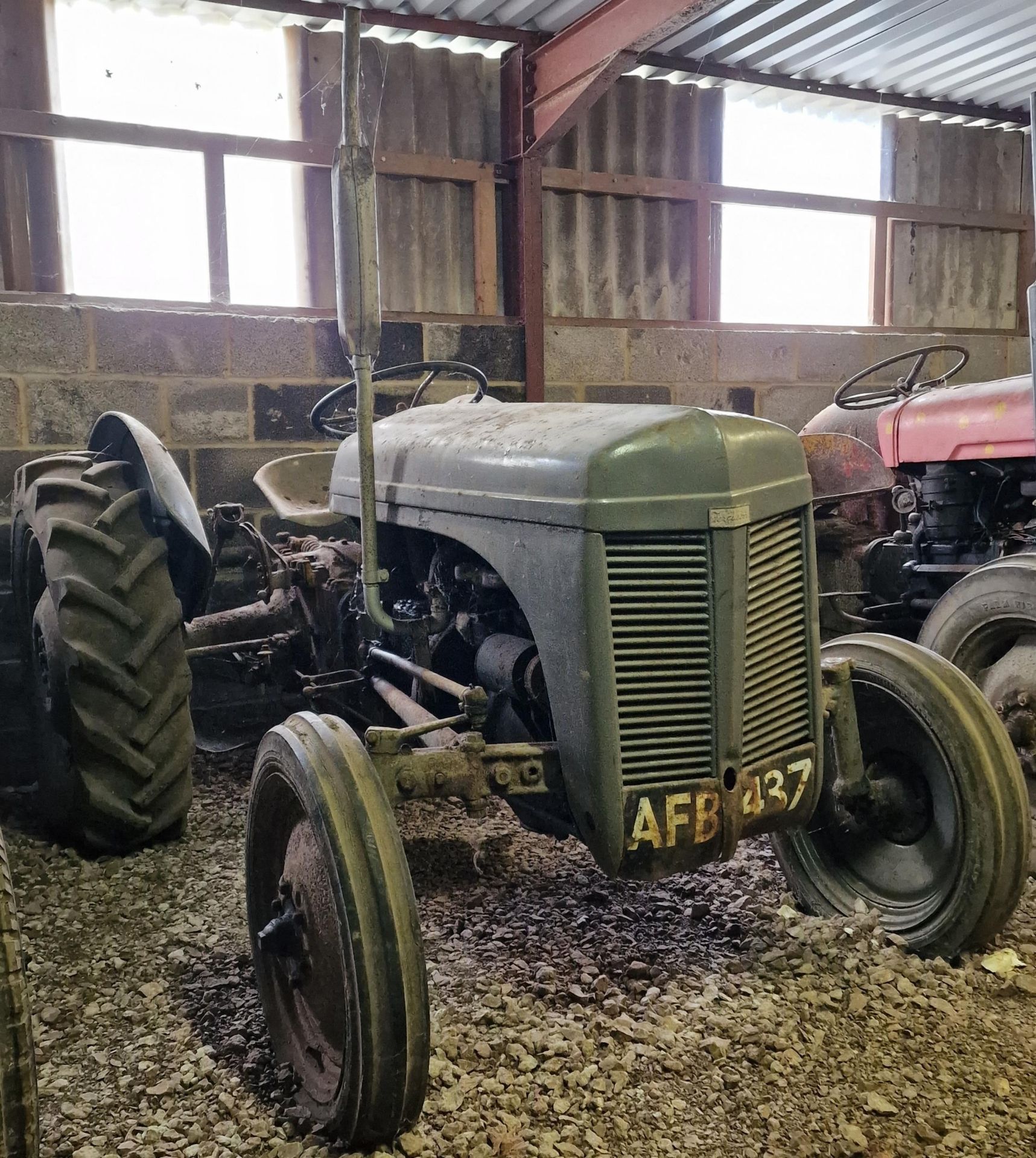 Vintage Ferguson T20 grey petrol/TVO powered tractor, registration number AFB 437, needs a new