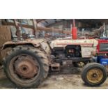 Vintage Case David Brown 885 diesel tractor for parts/restoration