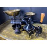 Vintage set of weighing scales complete with weights, together with an antique coffee grinder by