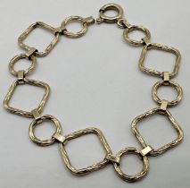 9ct stylised fancy link bracelet, with textured hoop links, 20cm long, 4.5g