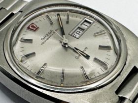 1970s Omega Megaquartz 32khz Geneve stainless steel gents watch with Omega back, 40mm case, silvered