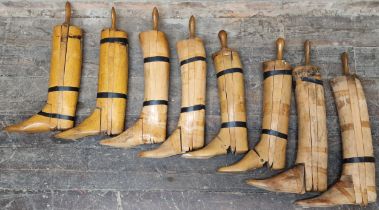 Four pairs of antique treen boot trees (8)