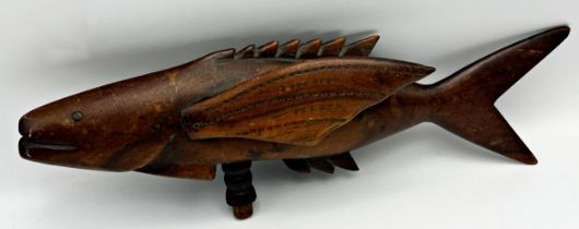 Carved wooden Pitcairn Island fish 42cm long (af)