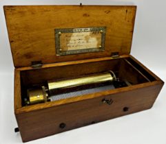 Early Francois Lecoultre walnut cased music box, playing four airs, No 8573, 26.5cm long