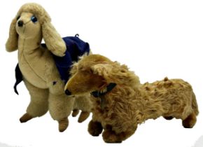 Vintage straw stuffed Dachshund, with leather collar, 30cm long with a plush poodle (2)