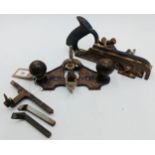 The estate of Peter & Joy Evans of Whiteway, Stroud - Record No71 router plane with cutter, with bo