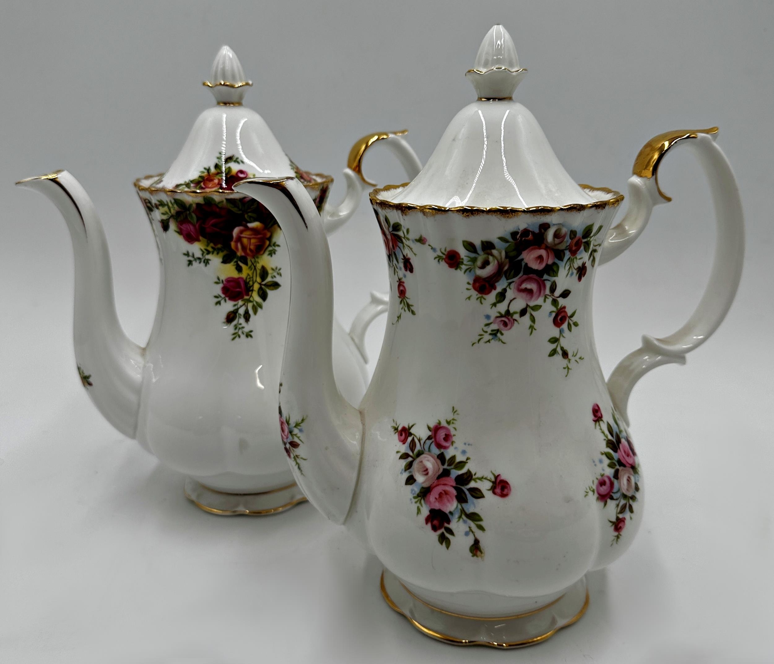 Good collection of Royal Albert 'Old Country Roses' porcelain tea and dinner wares (see images) - Image 4 of 4