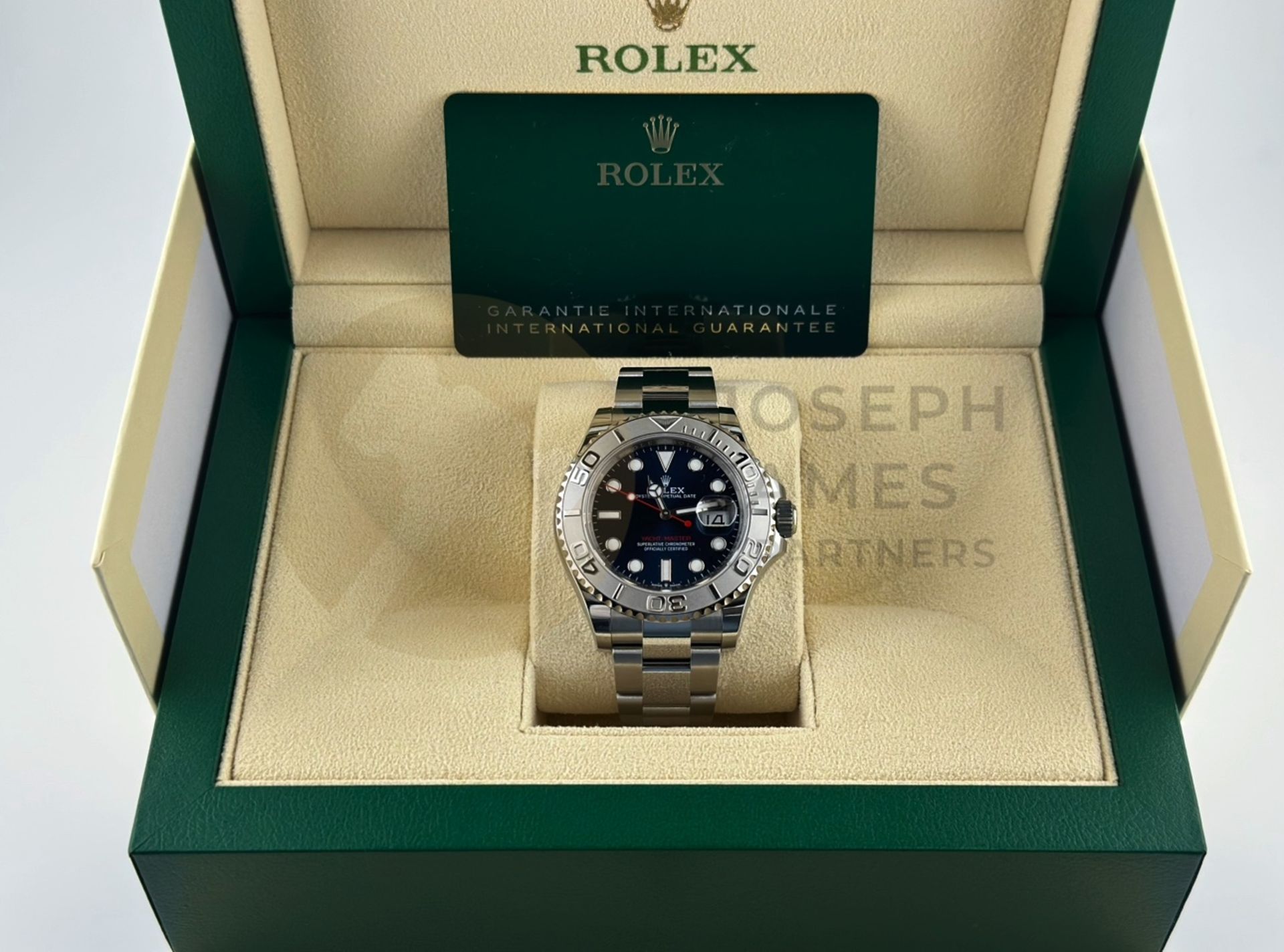 (ON SALE) ROLEX YACHT-MASTER *40MM PLATINUM & OYSTER STEEL* (AUGUST 2023 -UNWORN) *BRIGHT BLUE DIAL* - Image 29 of 48