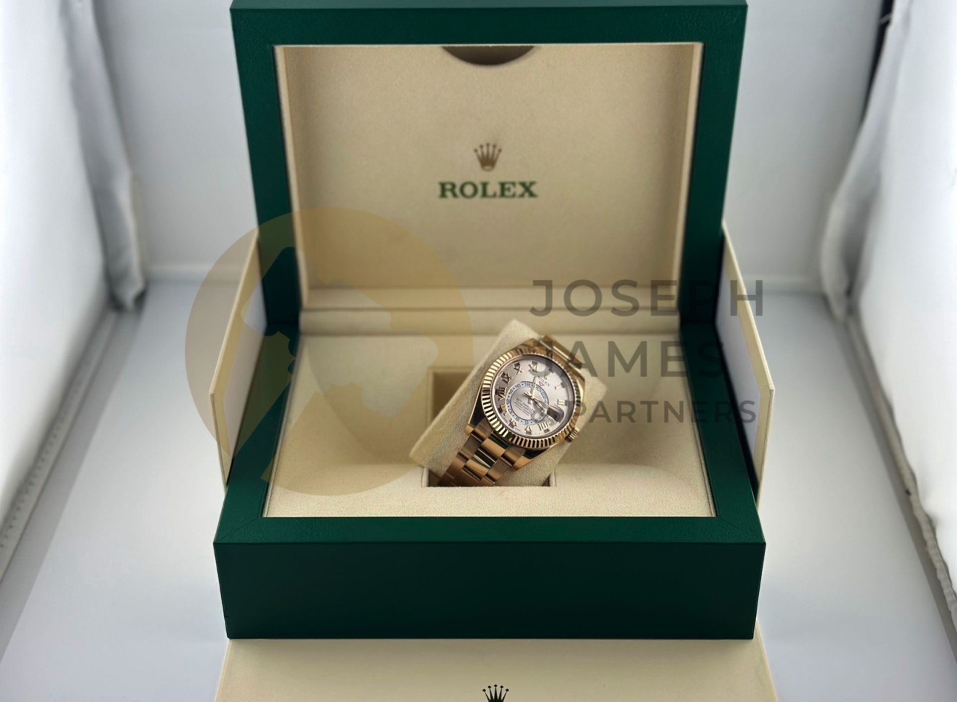 (ON SALE) ROLEX SKY-DWELLER *18CT EVEROSE GOLD* 42MM SUNBURST DIAL (2018 DISCONTINUED MODEL) *NO VAT - Bild 20 aus 33