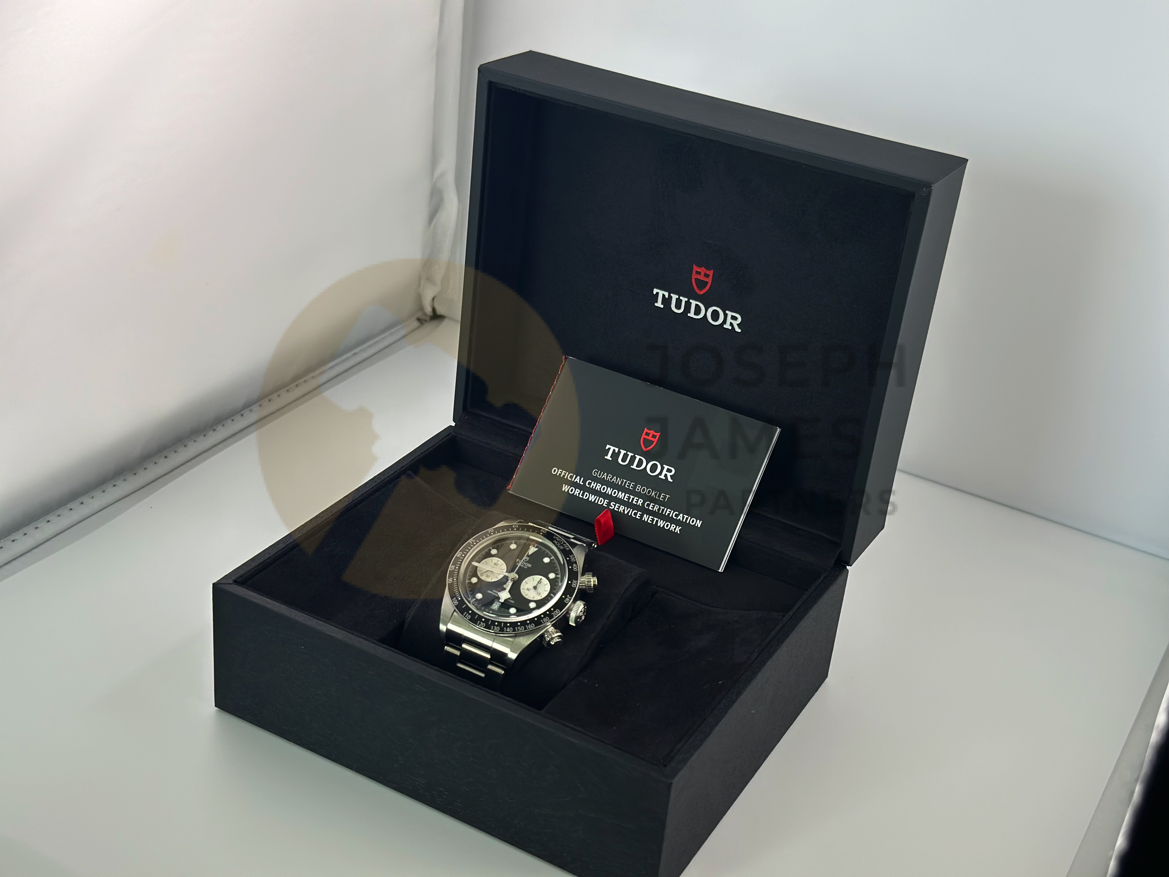 TUDOR BLACK BAY CHRONO 41mm - ALL STEEL WITH BLACK DIAL (MAY 2022) SATIN FINISH - COMPLETE SET - Image 3 of 15