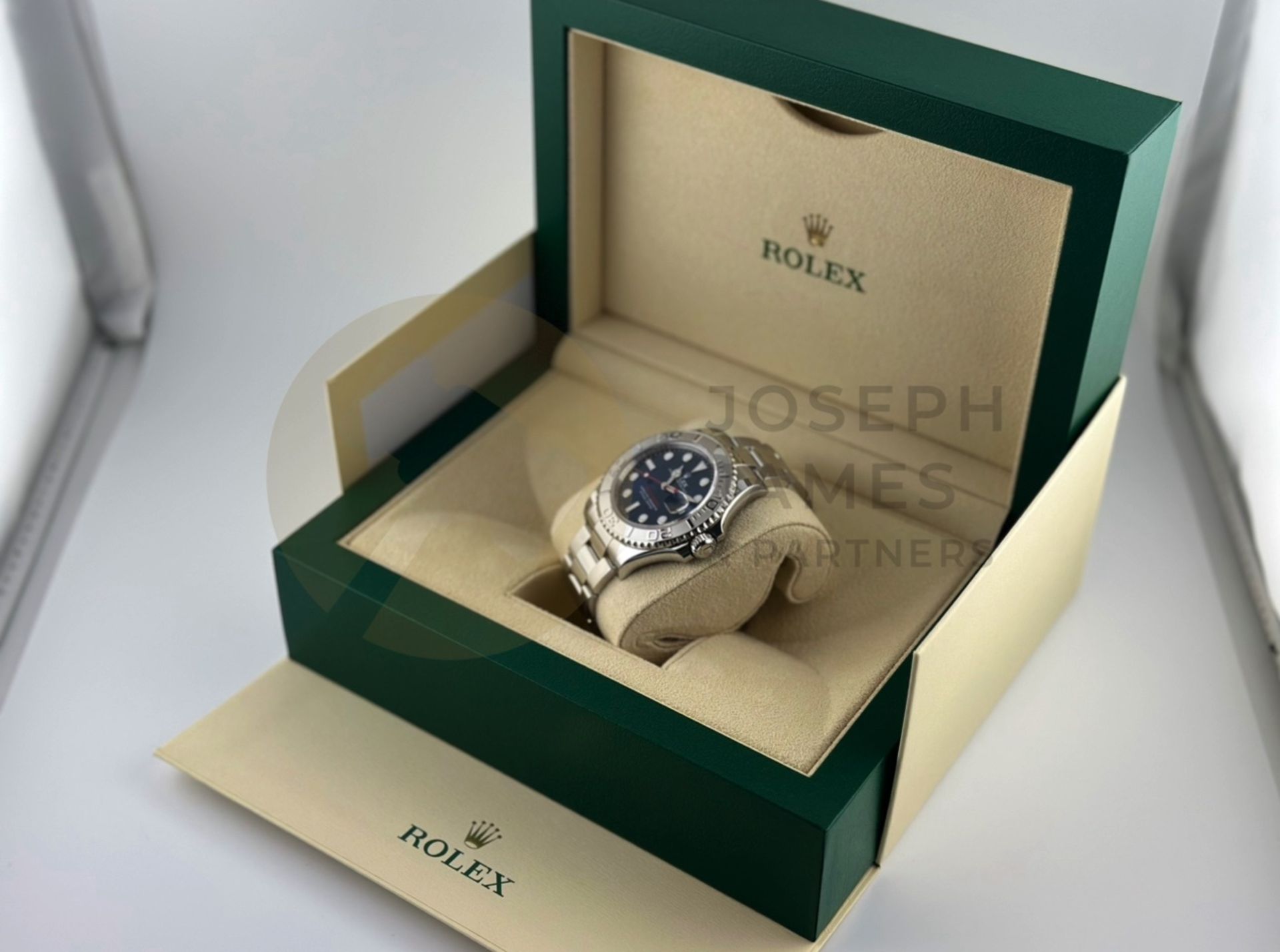 (ON SALE) ROLEX YACHT-MASTER *40MM PLATINUM & OYSTER STEEL* (AUGUST 2023 -UNWORN) *BRIGHT BLUE DIAL* - Image 23 of 48