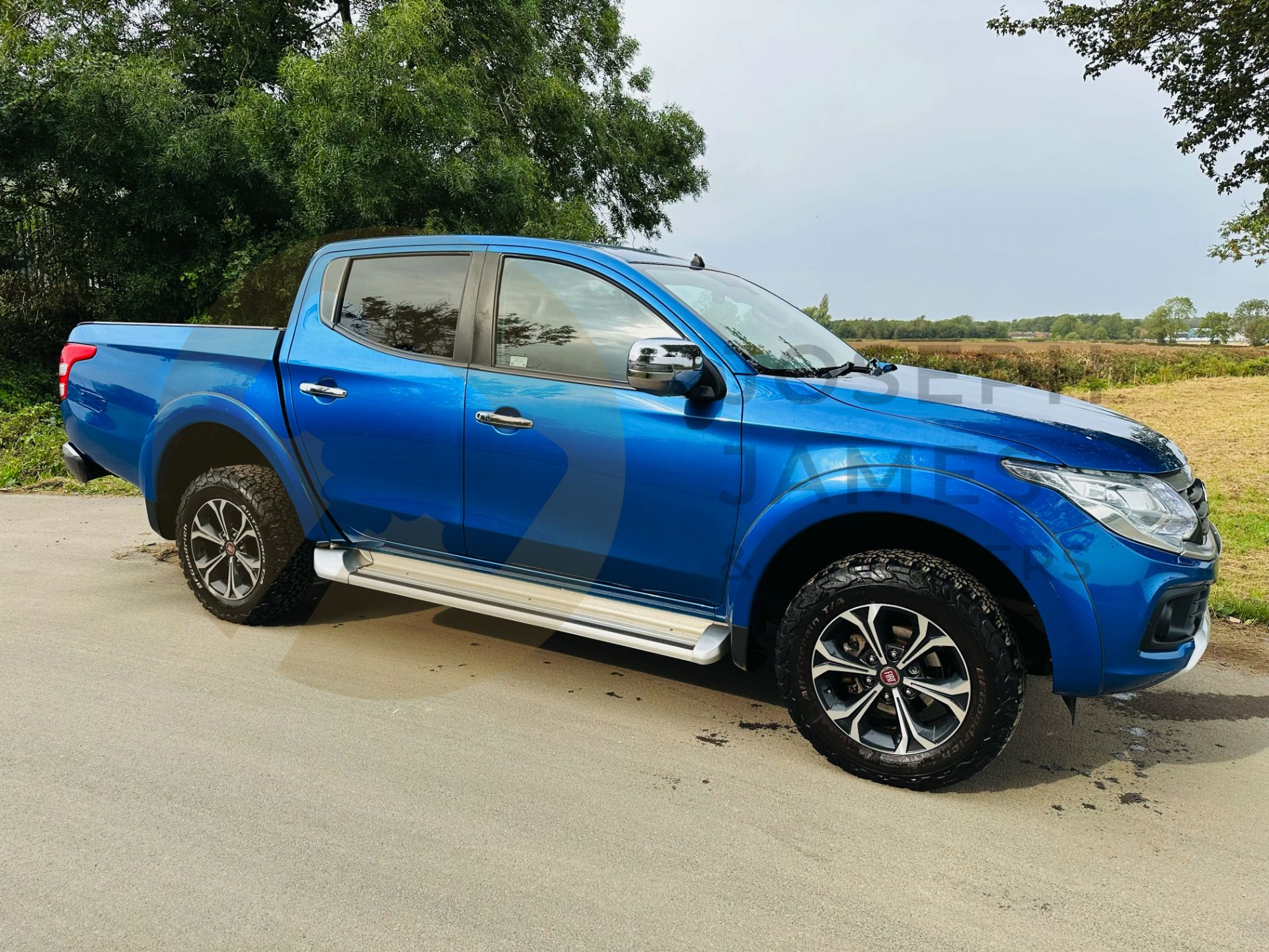 FIAT FULLBACK *LX* DOUBLE CAB PICK-UP (2018-EURO 6) 2.4 DIESEL - AUTO STOP/START *SAT NAV* (1 OWNER)