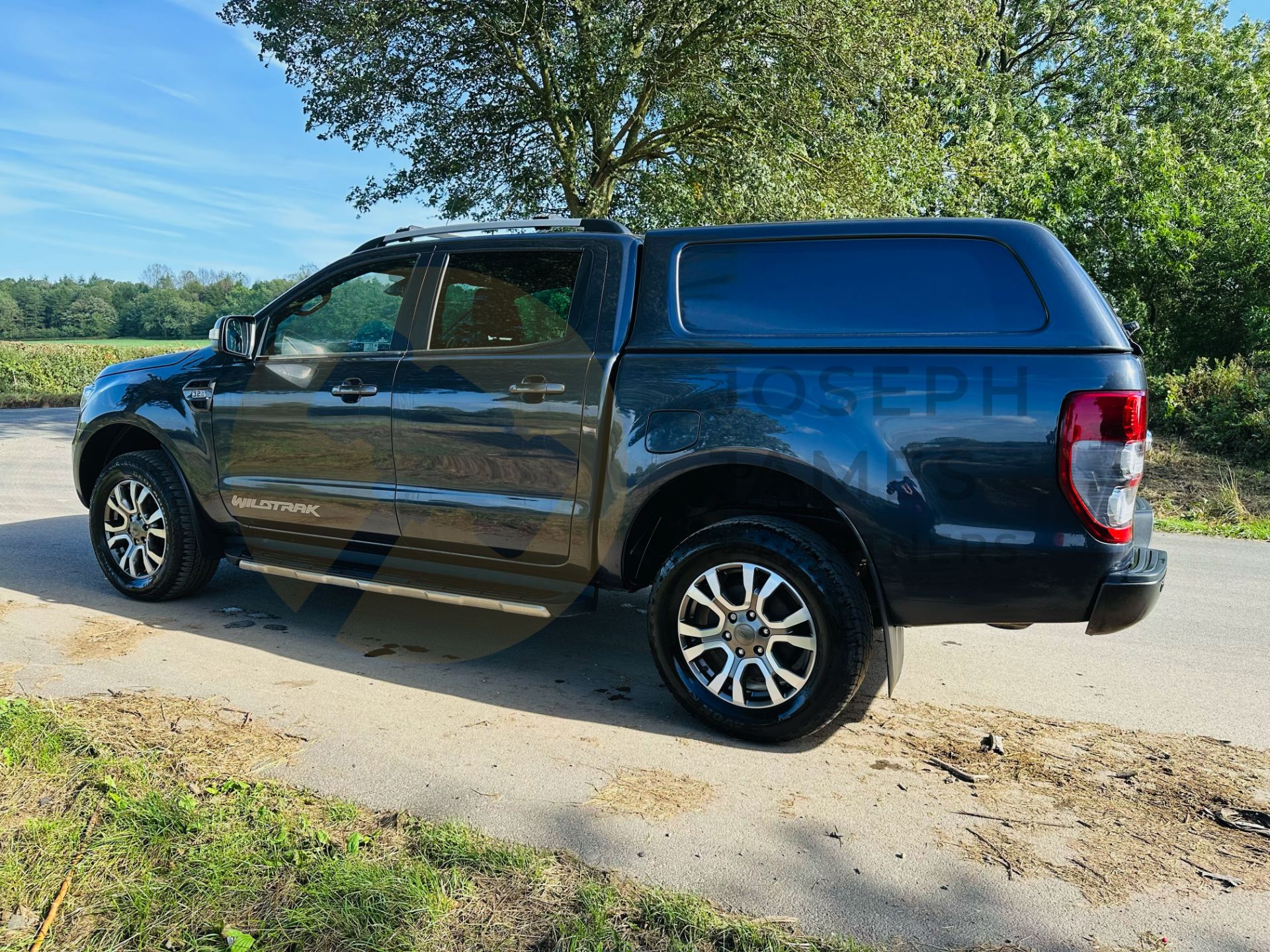 FORD RANGER *WILDTRAK EDITION* DOUBLE CAB PICK-UP (2019 - EURO 6) 3.2 TDCI - AUTOMATIC (1 OWNER) - Image 7 of 36