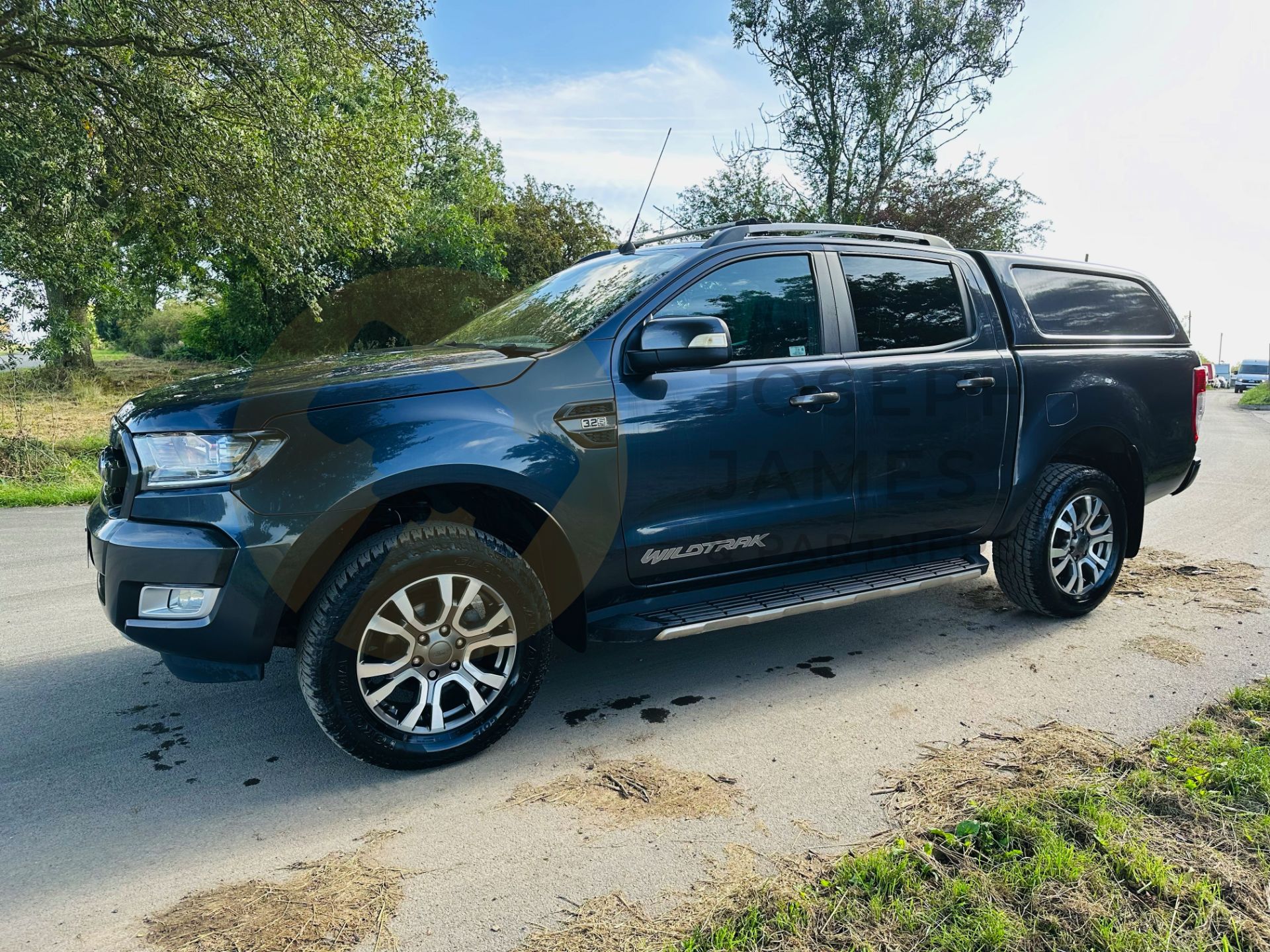 FORD RANGER *WILDTRAK EDITION* DOUBLE CAB PICK-UP (2019 - EURO 6) 3.2 TDCI - AUTOMATIC (1 OWNER) - Image 5 of 36