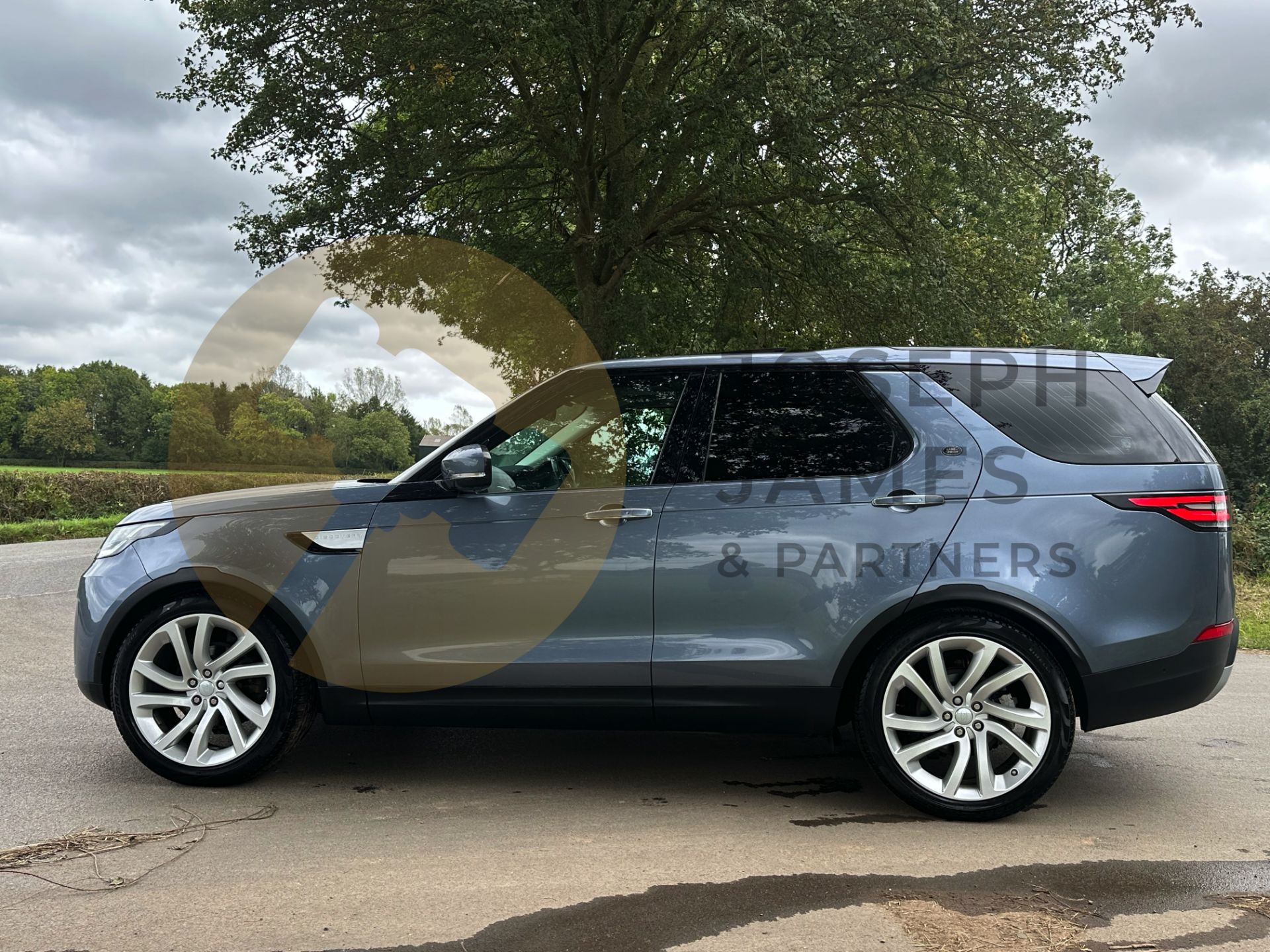 (ON SALE) LAND ROVER DISCOVERY 5 *HSE LUXURY* 7 SEATER SUV (2018 - FACELIFT MODEL) (LOW MILEAGE) - Image 8 of 66
