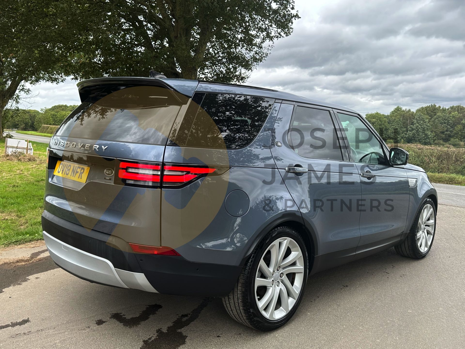 (ON SALE) LAND ROVER DISCOVERY 5 *HSE LUXURY* 7 SEATER SUV (2018 - FACELIFT MODEL) (LOW MILEAGE) - Image 12 of 66