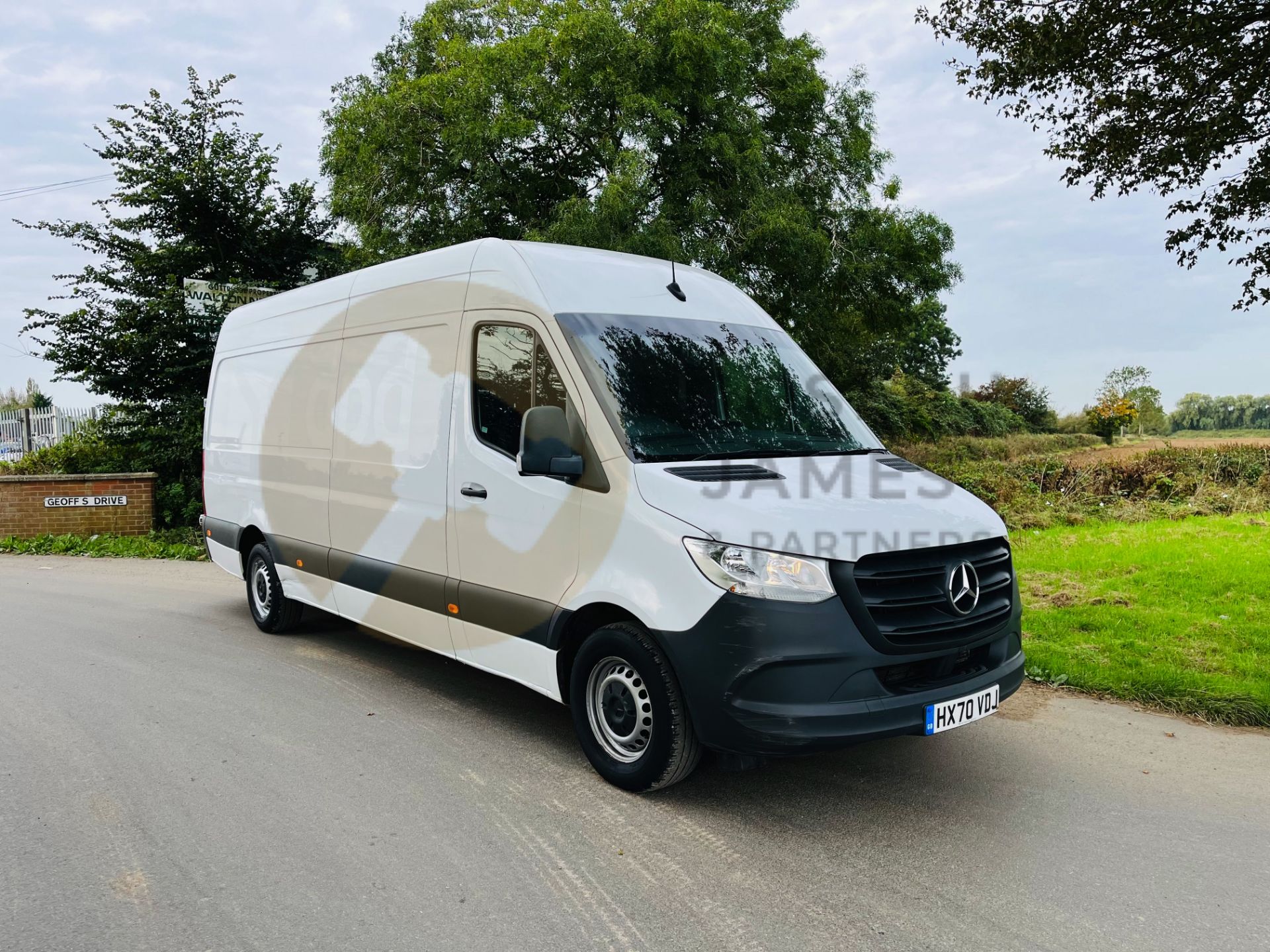 (On Sale) MERCEDES SPRINTER 315CDI *PROGRESSIVE* LWB HI-ROOF (70 REG) 1 OWNER (AC) ONLY 53K MILES - Image 3 of 26