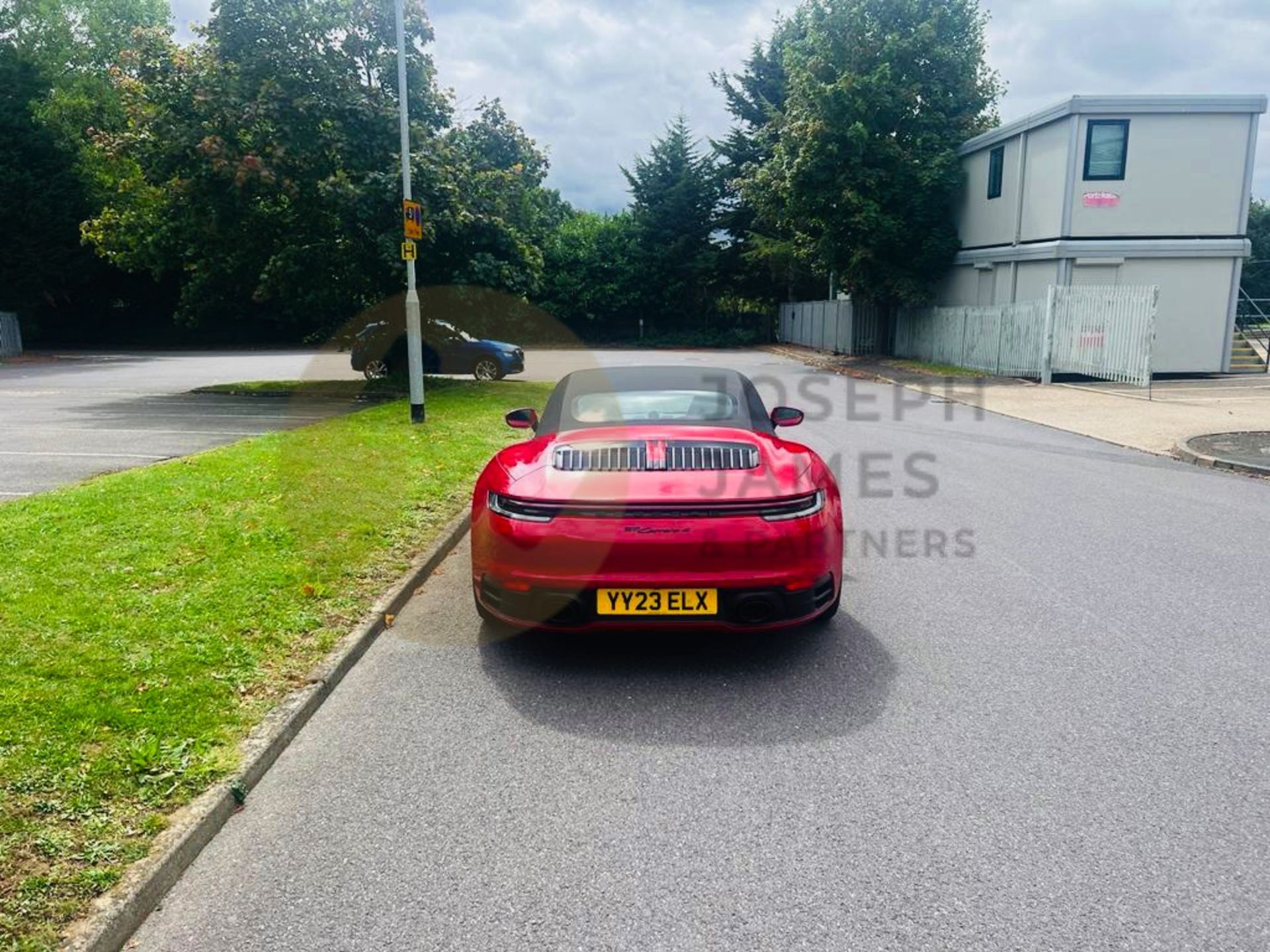 PORSCHE 911 CARRERA 4 CAB (23 REG) LESS THAN 1000 MILES *MEGA SPEC CAR* WELL WORTH A LOOK - Image 8 of 17