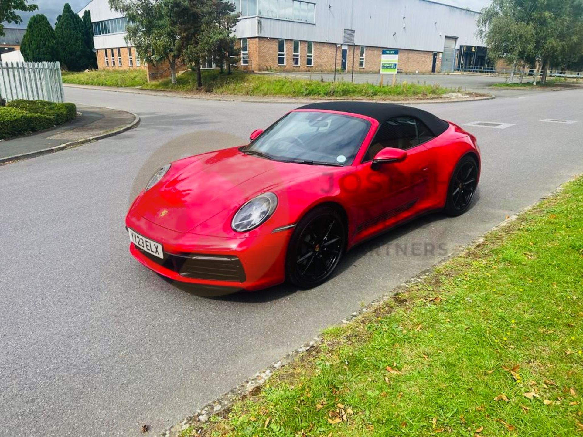 PORSCHE 911 CARRERA 4 CAB (23 REG) LESS THAN 1000 MILES *MEGA SPEC CAR* WELL WORTH A LOOK - Image 5 of 17