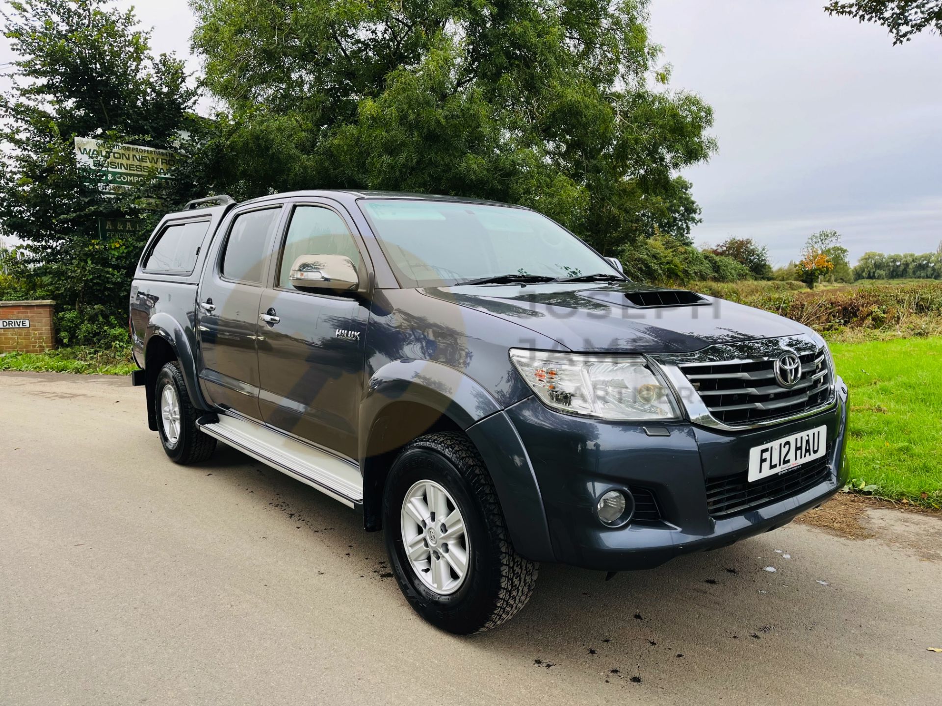 TOYOTA HILUX 2.5 D-4D HL3 (12 REG) FULL STAMPED HISTORY (AC) ELECTRIC PACK - FITTED CANOPY (NO VAT) - Image 3 of 31