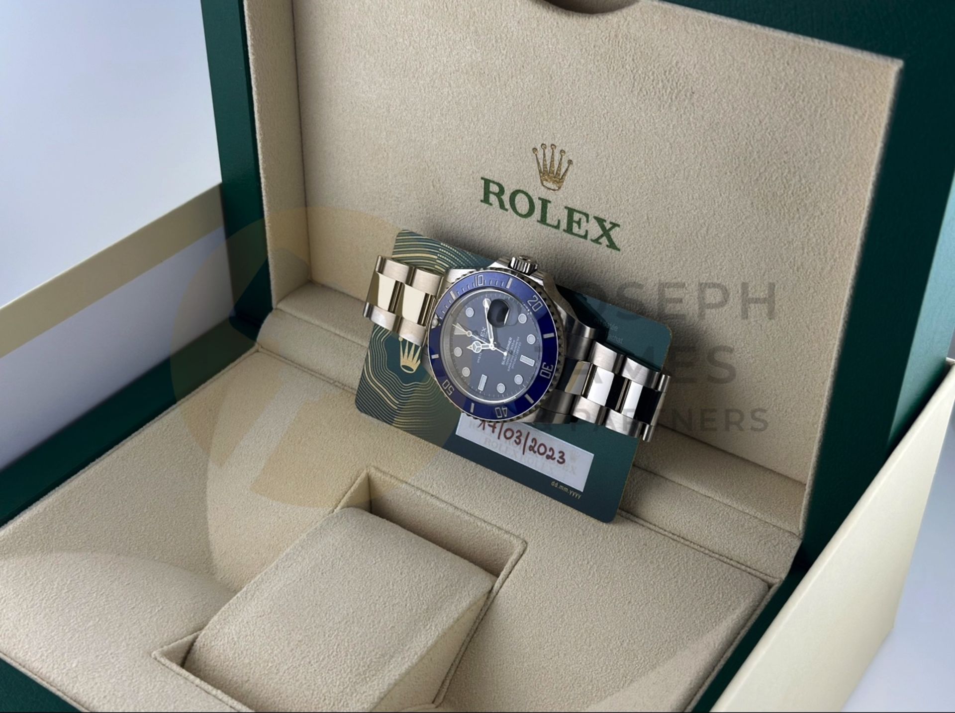 ROLEX SUBMARINER *41MM 18CT WHITE GOLD* (2023 - BRAND NEW / UNWORN) *COOKIE MONSTER* (BEAT THE WAIT) - Image 9 of 44