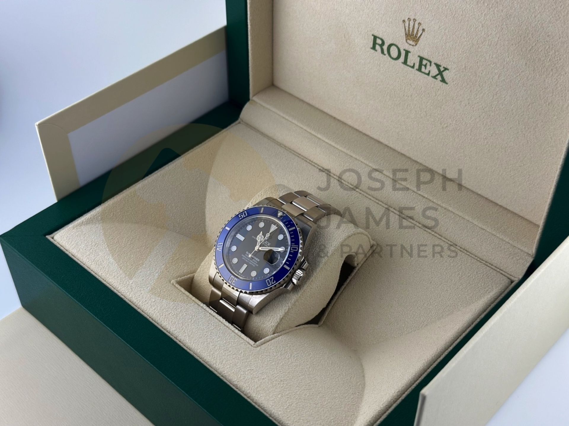 ROLEX SUBMARINER *41MM 18CT WHITE GOLD* (2023 - BRAND NEW / UNWORN) *COOKIE MONSTER* (BEAT THE WAIT) - Image 29 of 44