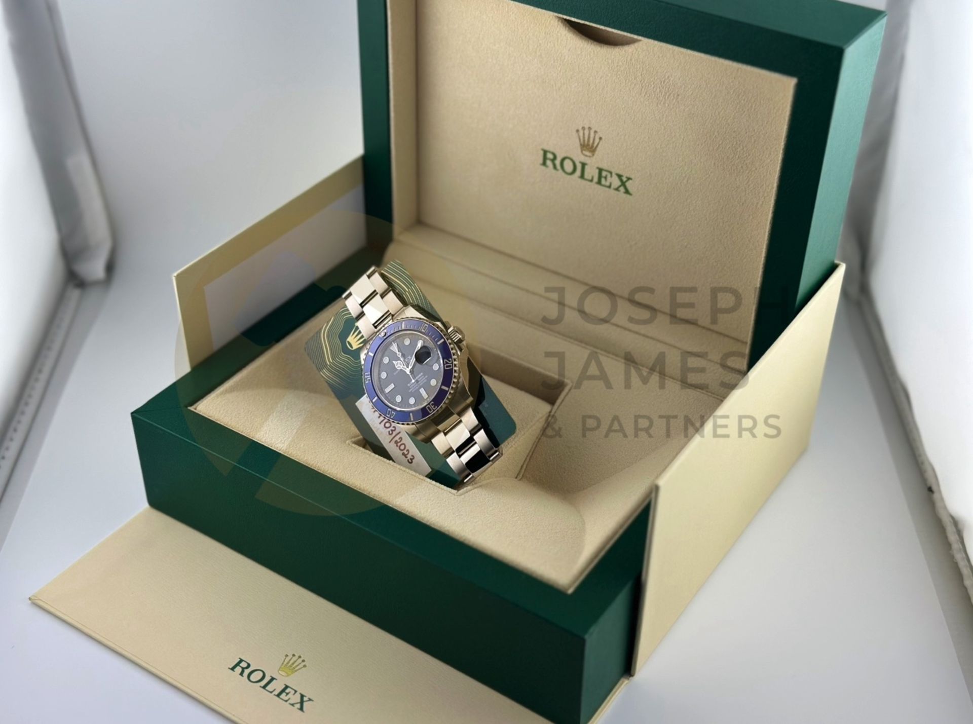 ROLEX SUBMARINER *41MM 18CT WHITE GOLD* (2023 - BRAND NEW / UNWORN) *COOKIE MONSTER* (BEAT THE WAIT) - Image 18 of 44