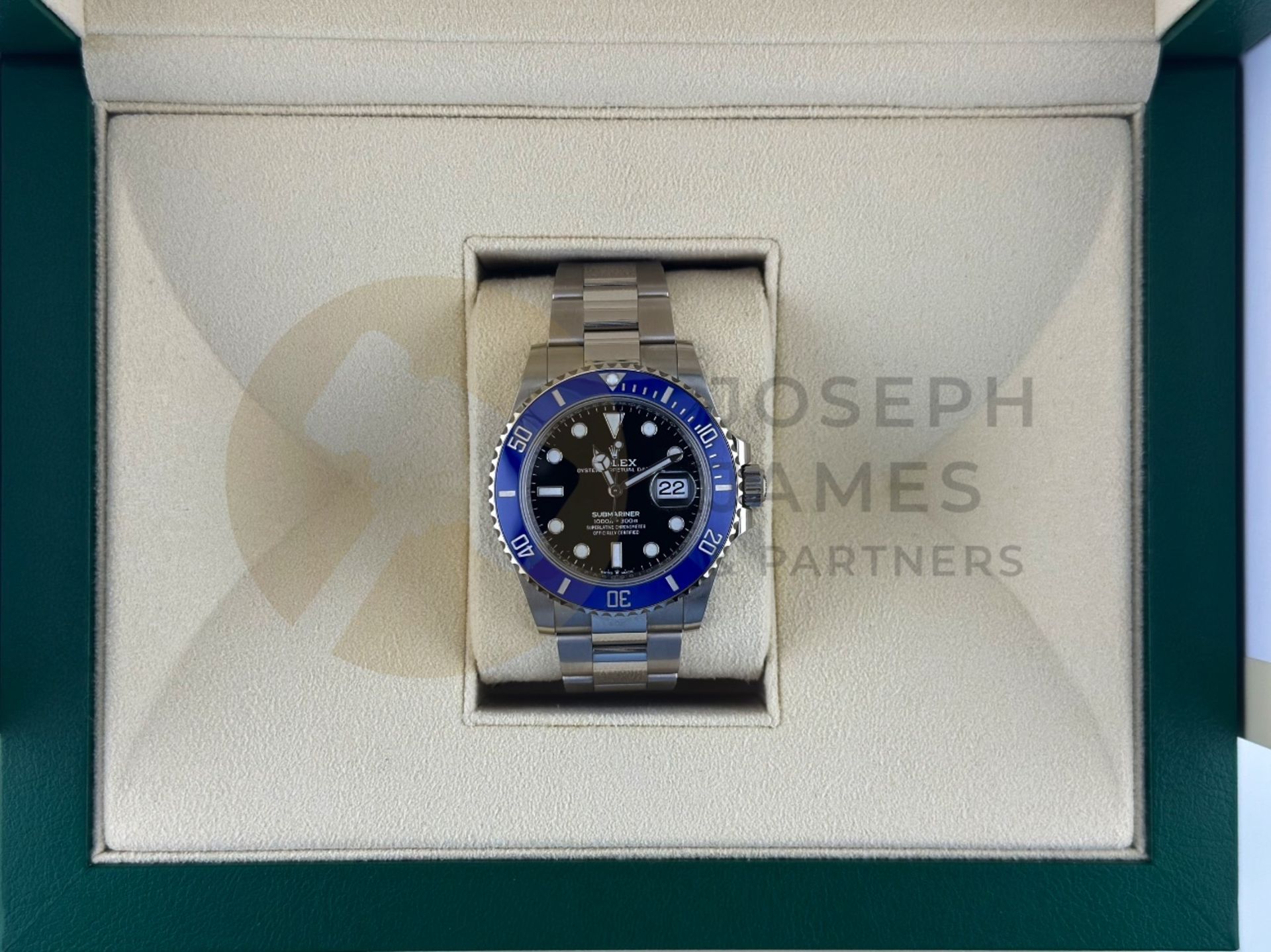 ROLEX SUBMARINER *41MM 18CT WHITE GOLD* (2023 - BRAND NEW / UNWORN) *COOKIE MONSTER* (BEAT THE WAIT) - Image 23 of 44