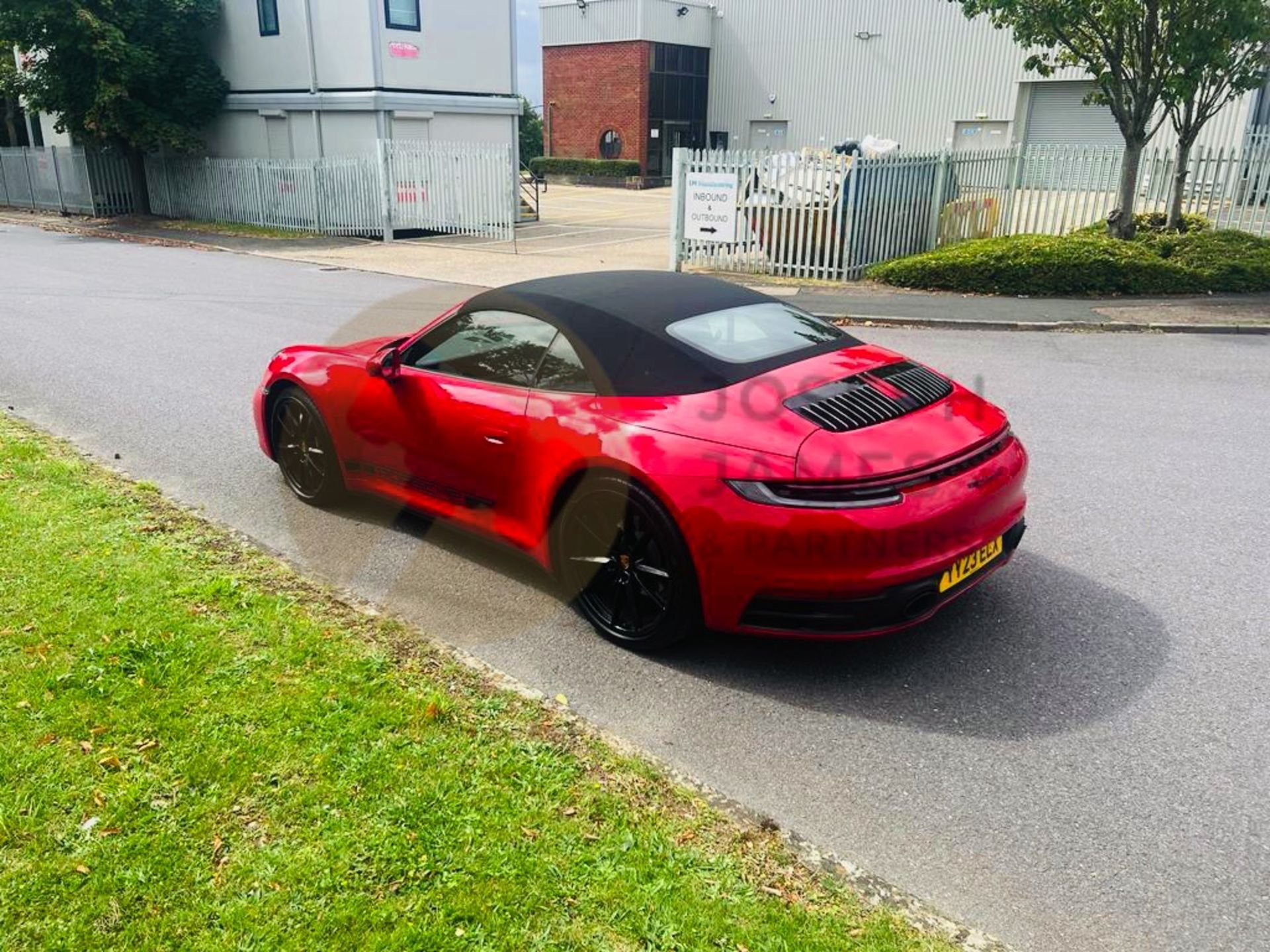 PORSCHE 911 CARRERA 4 CAB (23 REG) LESS THAN 1000 MILES *MEGA SPEC CAR* WELL WORTH A LOOK - Image 7 of 17