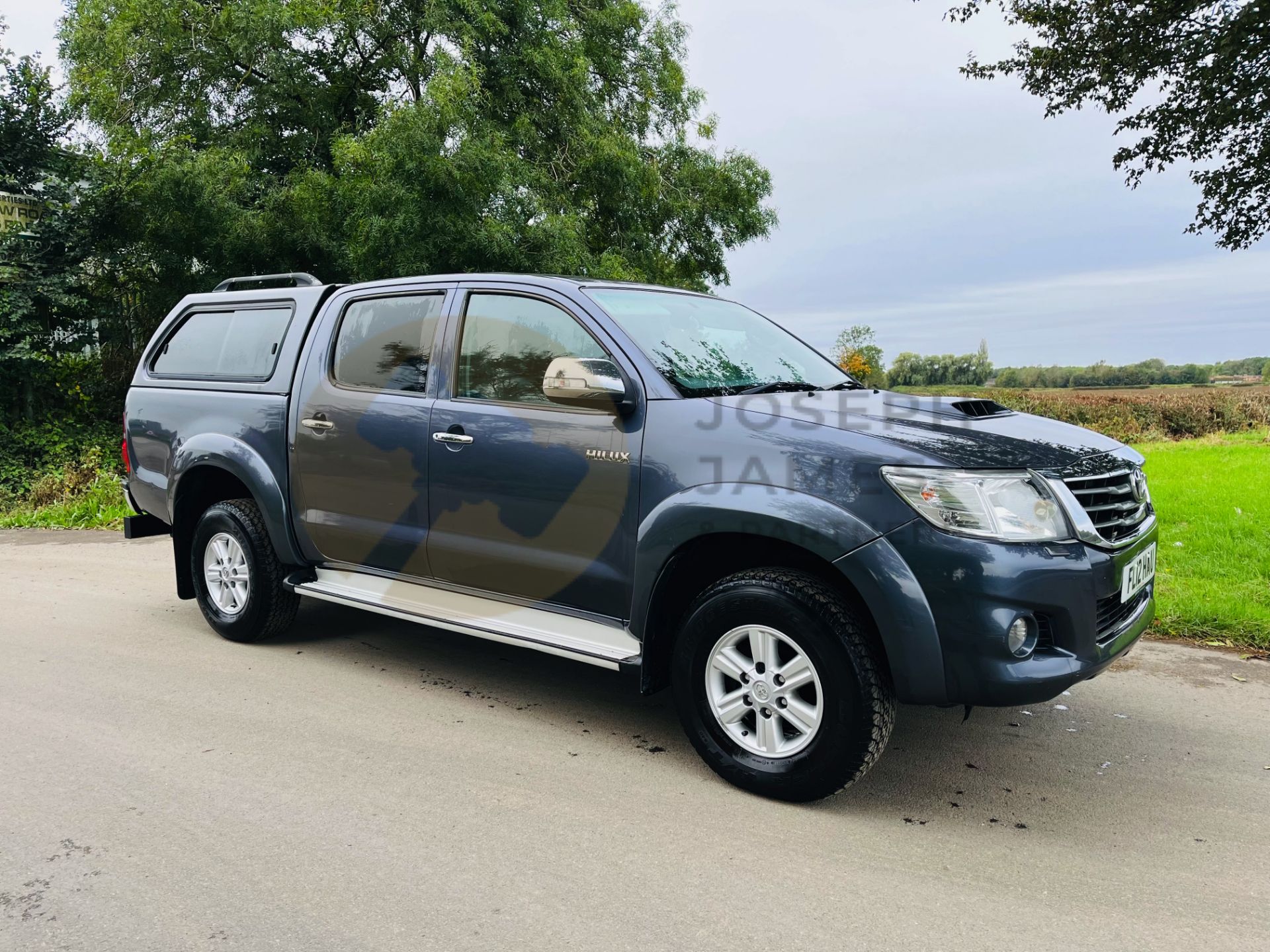 TOYOTA HILUX 2.5 D-4D HL3 (12 REG) FULL STAMPED HISTORY (AC) ELECTRIC PACK - FITTED CANOPY (NO VAT) - Image 2 of 31