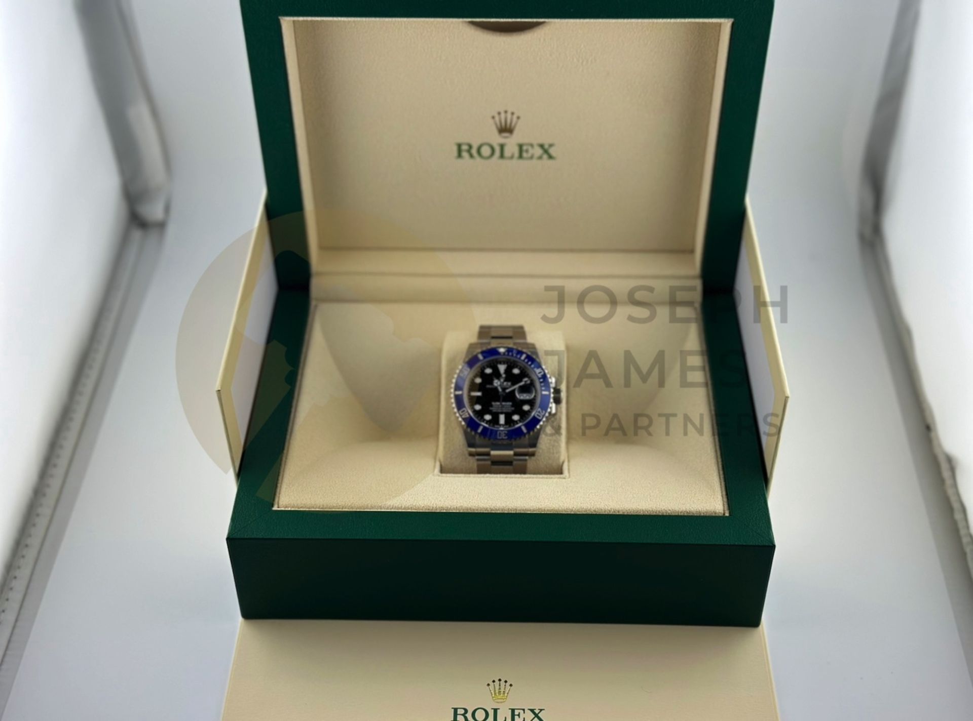 ROLEX SUBMARINER *41MM 18CT WHITE GOLD* (2023 - BRAND NEW / UNWORN) *COOKIE MONSTER* (BEAT THE WAIT) - Image 19 of 44