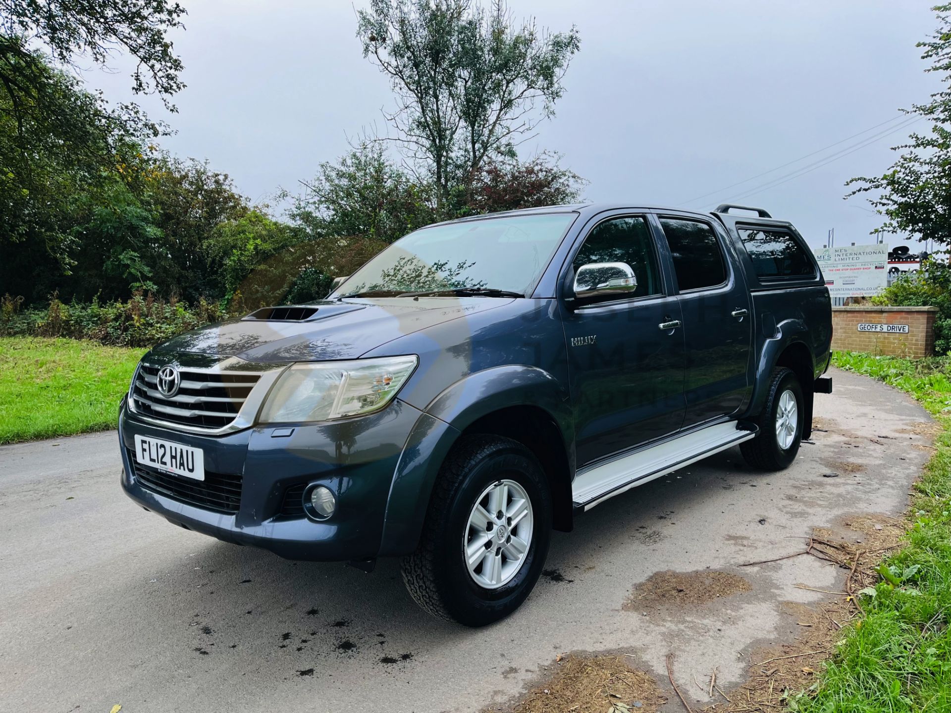 TOYOTA HILUX 2.5 D-4D HL3 (12 REG) FULL STAMPED HISTORY (AC) ELECTRIC PACK - FITTED CANOPY (NO VAT) - Image 5 of 31