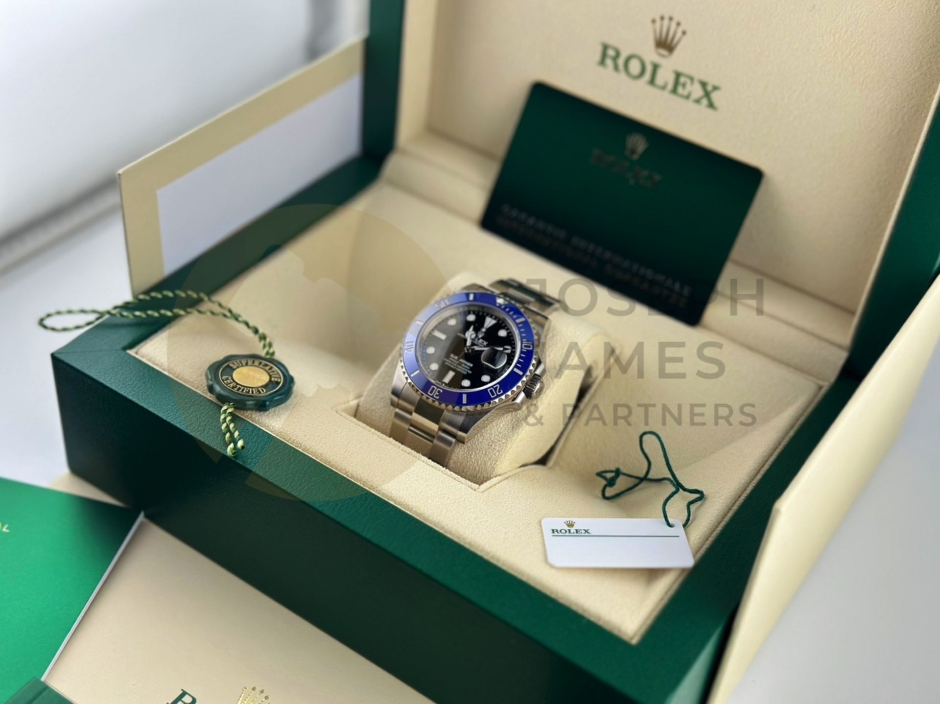 ROLEX SUBMARINER *41MM 18CT WHITE GOLD* (2023 - BRAND NEW / UNWORN) *COOKIE MONSTER* (BEAT THE WAIT) - Image 43 of 44