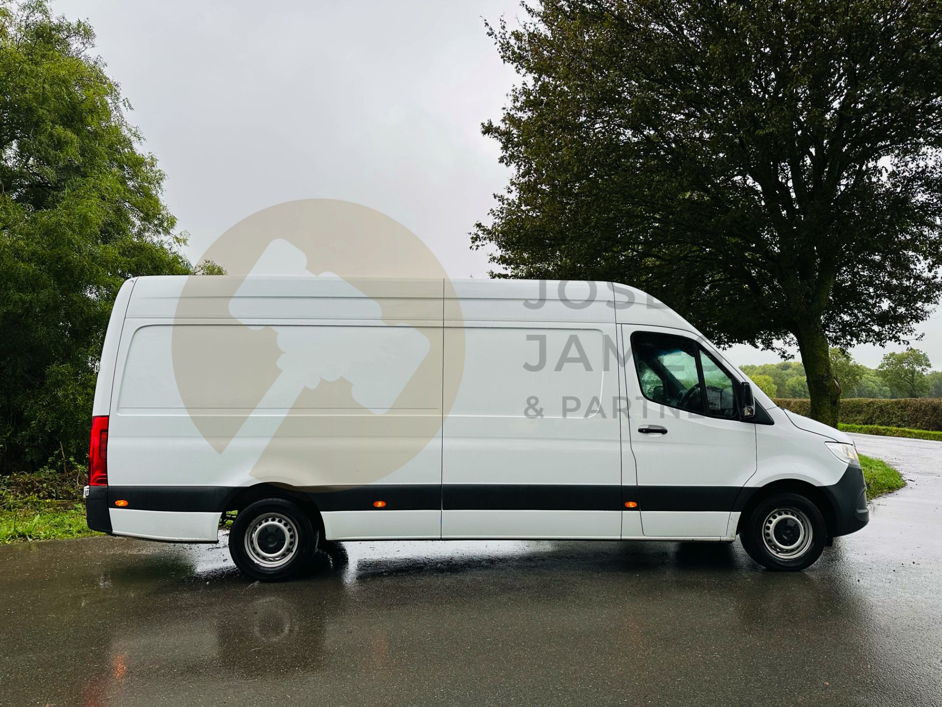 MERCEDES-BENZ SPRINTER 314 CDI *LWB HI-ROOF* (2020 - FACELIFT MODEL) 141 BHP - 6 SPEED *EURO 6* - Image 11 of 31