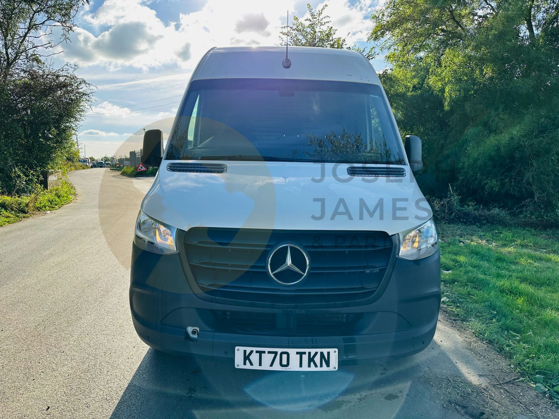 MERCEDES-BENZ SPRINTER 315CDI *PROGRESSIVE EDITION* - (2021 REG) - REVERSE CAMERA- EURO 6 - 1 OWNER - Image 3 of 32