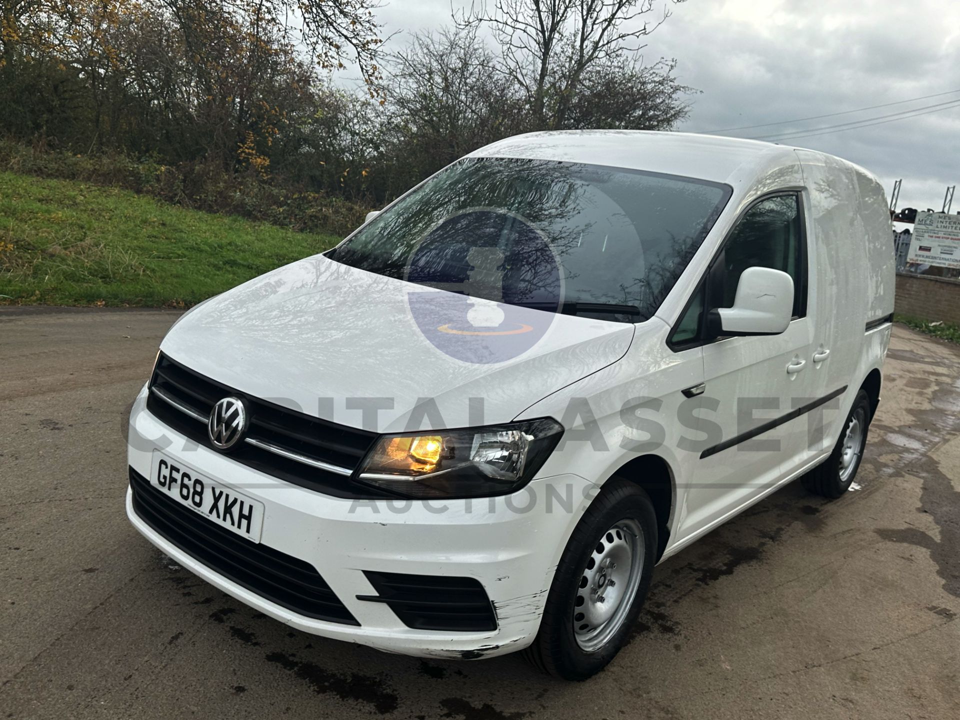 (On Sale) VOLKSWAGEN CADDY 2.0TDI BMT *TRENDLINE EDITION* 1 OWNER FSH (2019 MODEL) AIR CON - EURO 6 - Image 4 of 38