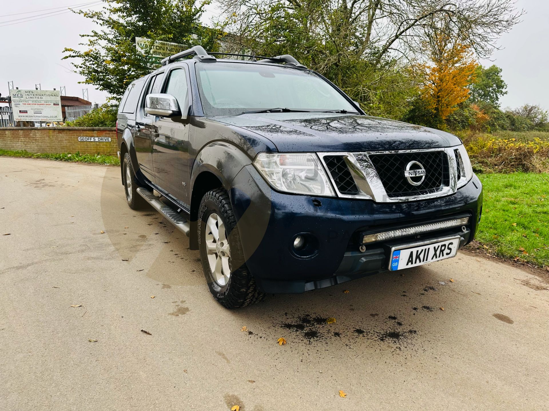 (ON SALE)NISSAN NAVARA *OUTLAW EDITION* 3.0 V6 TURBO DIESEL AUTOMATIC DOUBLE CAB PICKUP - 11 REG - Image 3 of 43
