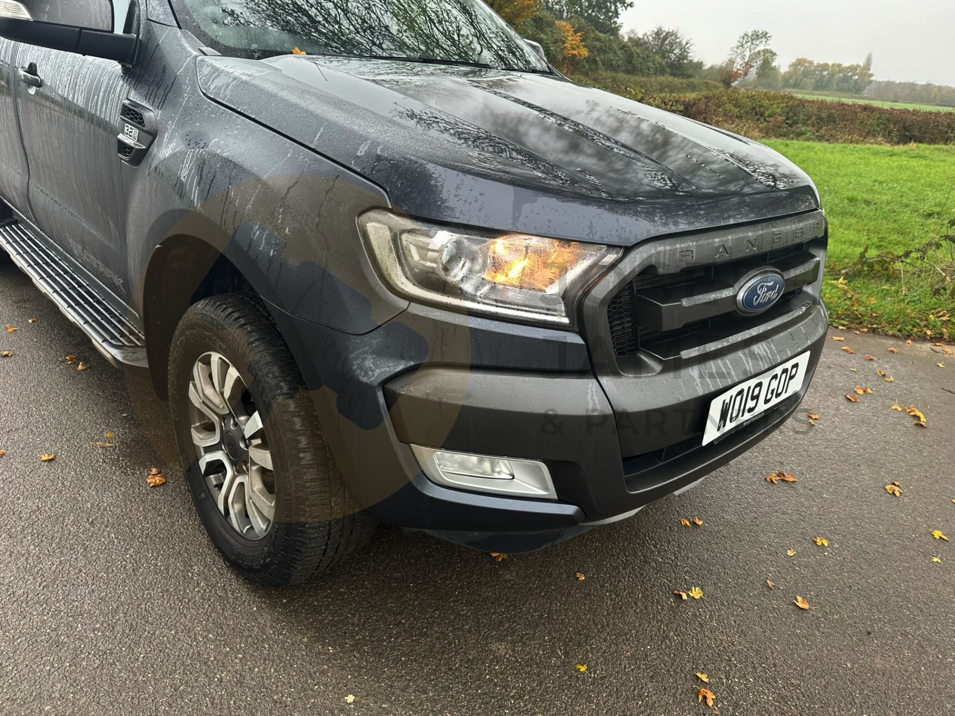 FORD RANGER *WILDTRAK EDITION* DOUBLE CAB PICK-UP (2019 - EURO 6) 3.2 TDCI - AUTOMATIC (1 OWNER) - Image 18 of 52