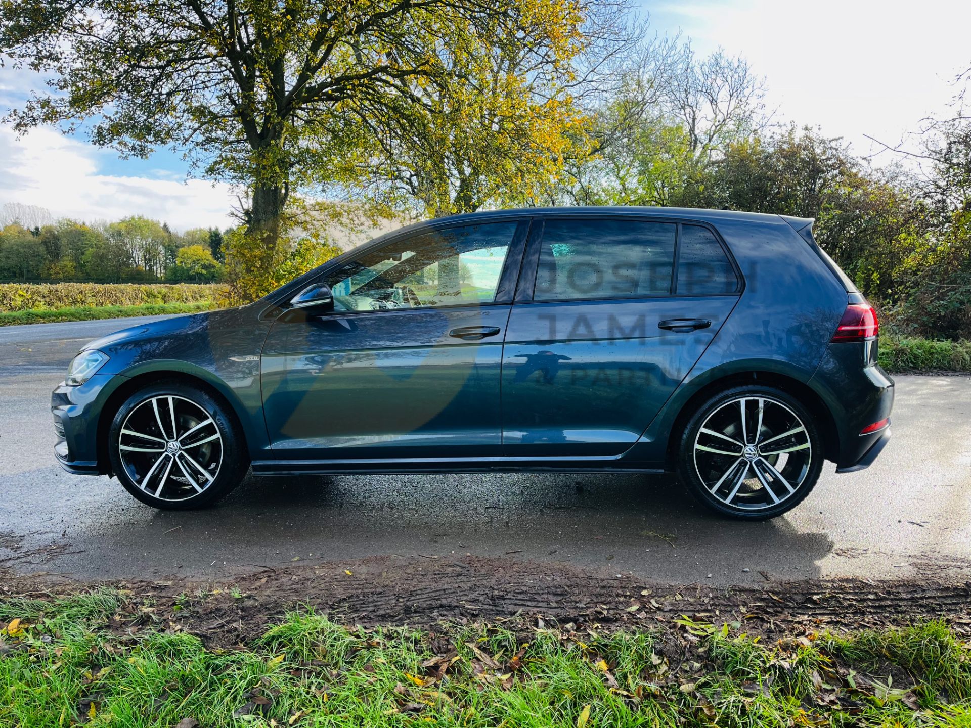 (ON SALE) VOLKSWAGEN GOLF 2.0 GTD (DSG AUTO) 5DR (19 REG) 1 OWNER FSH - SAT NAV - (184BHP) - Image 9 of 45