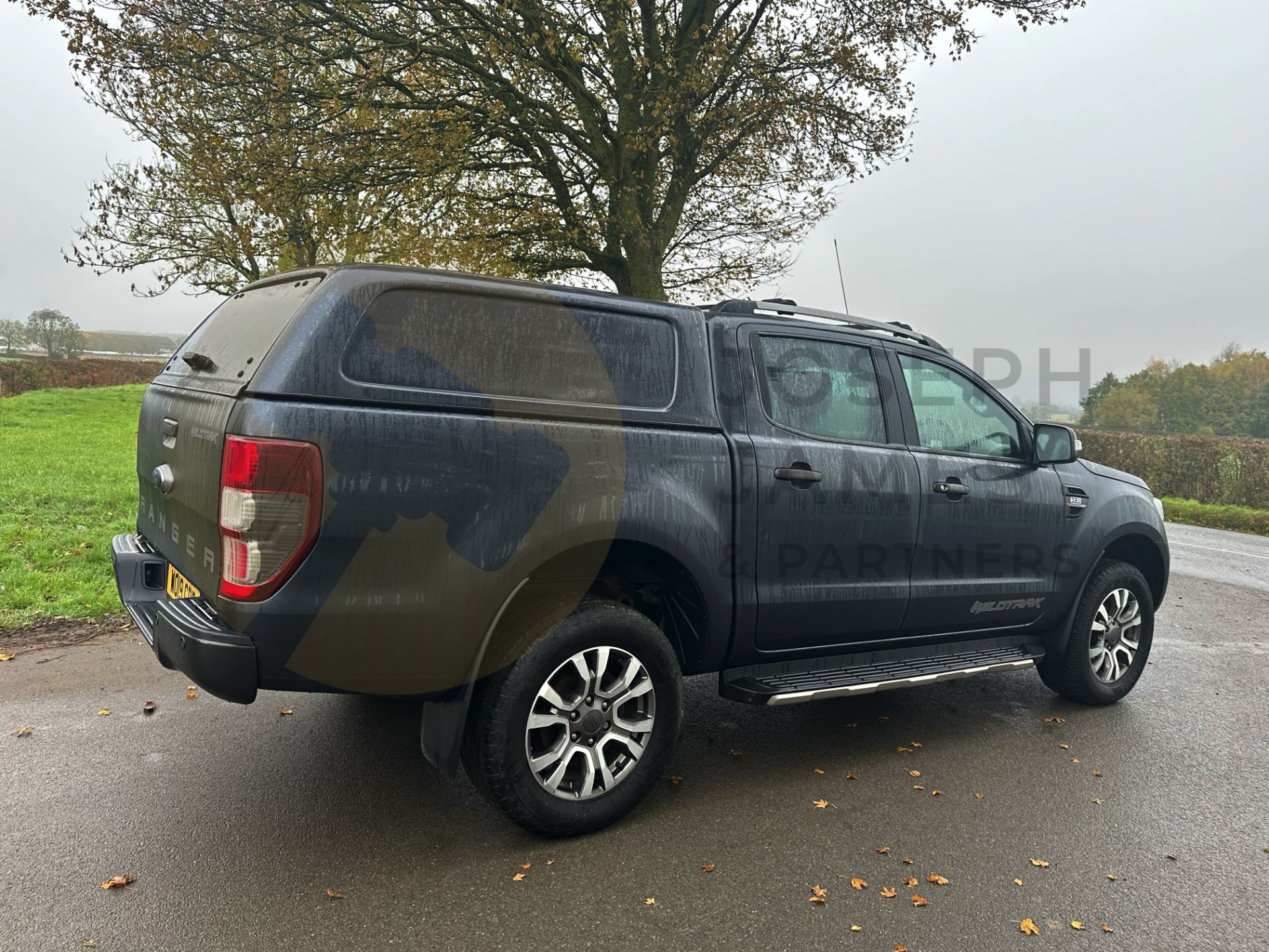 FORD RANGER *WILDTRAK EDITION* DOUBLE CAB PICK-UP (2019 - EURO 6) 3.2 TDCI - AUTOMATIC (1 OWNER) - Image 13 of 52